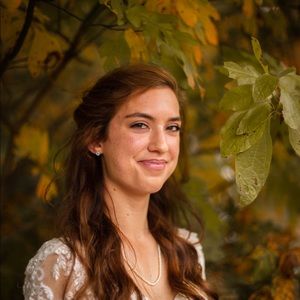 Meet your Posher, Abby